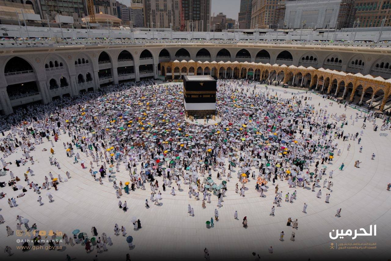 صحن المطاف حول الكعبة المشرفة